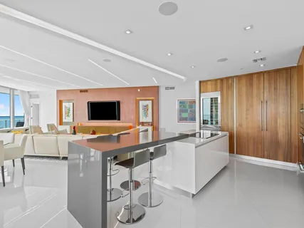 $4,500,000 | 701 North Fort Lauderdale Beach Boulevard, Unit 902, Fort Lauderdale, FL 33304