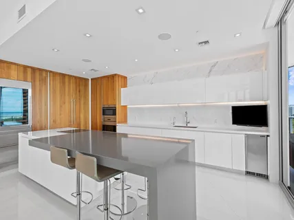 $4,500,000 | 701 North Fort Lauderdale Beach Boulevard, Unit 902, Fort Lauderdale, FL 33304