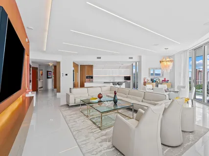 $4,500,000 | 701 North Fort Lauderdale Beach Boulevard, Unit 902, Fort Lauderdale, FL 33304