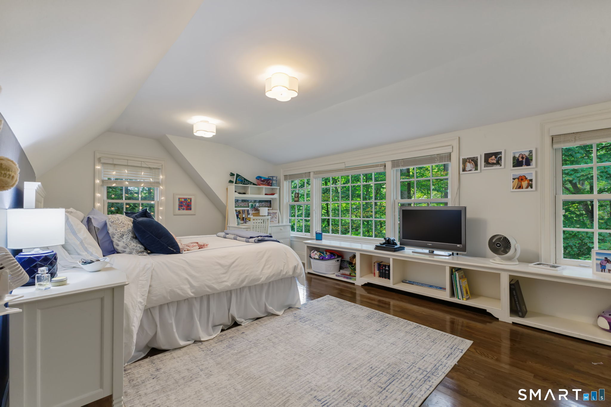 758 Smith Ridge Road New Canaan, CT 06840 - Photo 27 of 40