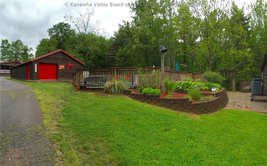 104 Country Road Charleston, WV 25313 - Photo 28 of 30 Gallery Image 28
