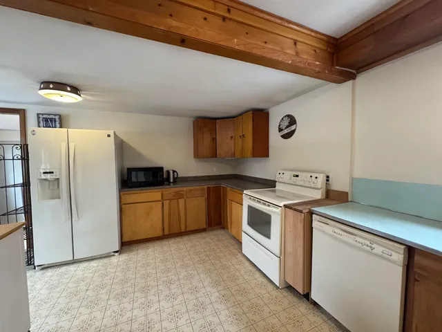 $1,750 | 70 Cedar Street, Keene, NH 03431