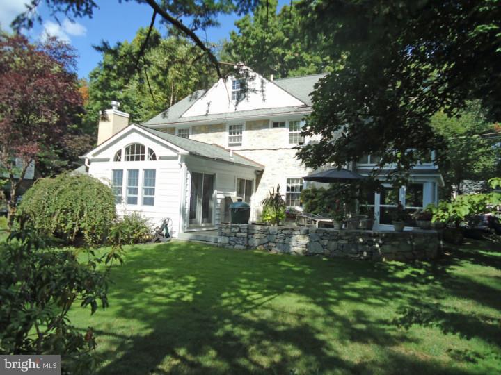 328 North Valley Forge Road Devon, PA 19333 - Photo 23 of 25 Exterior Back