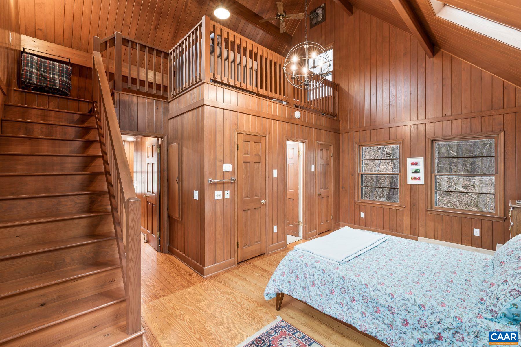 4496 Weakley Hollow Road Syria, VA 22743 - Photo 25 of 37 a view of gallery with windows