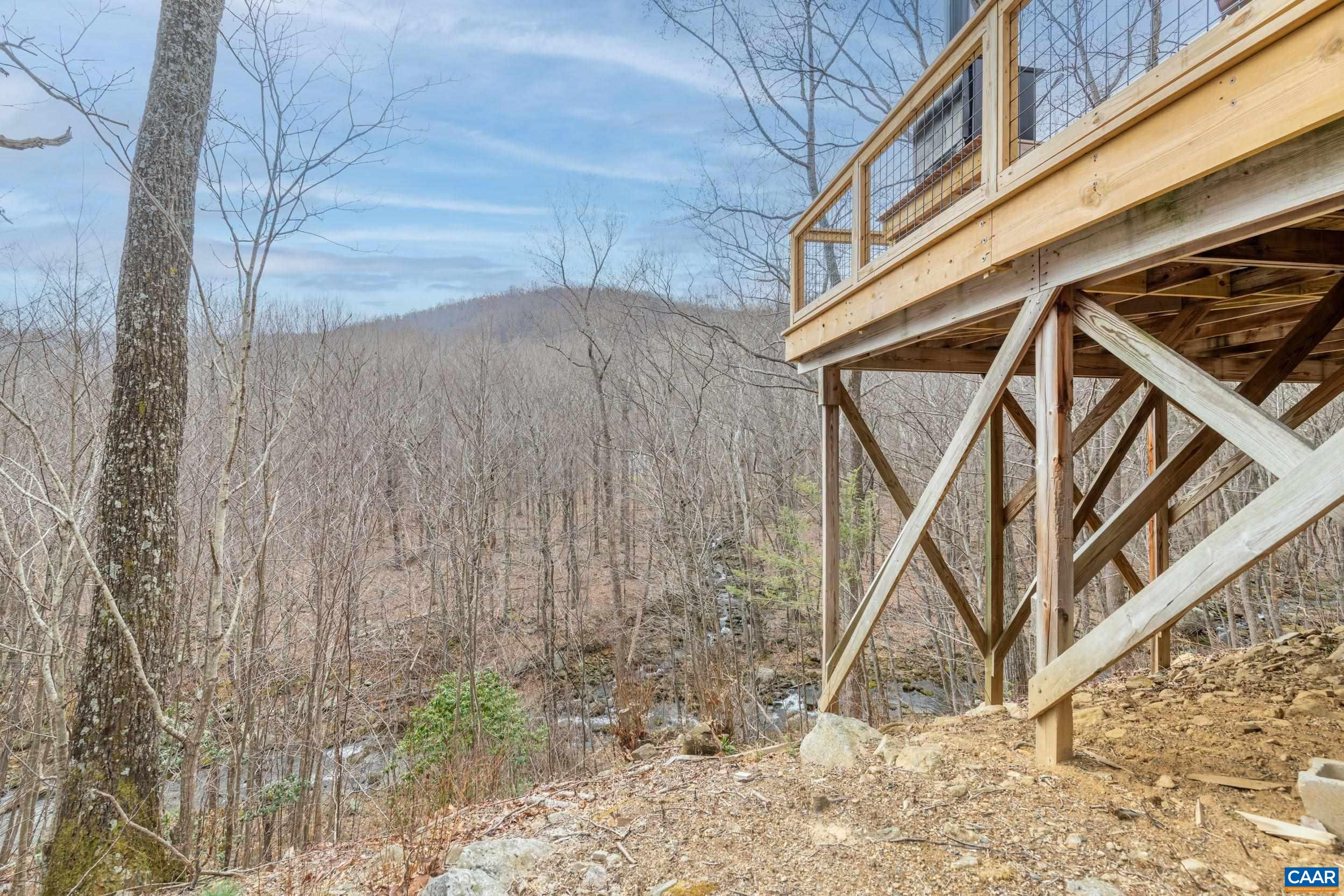 4496 Weakley Hollow Road Syria, VA 22743 - Photo 30 of 37 a backyard of a house