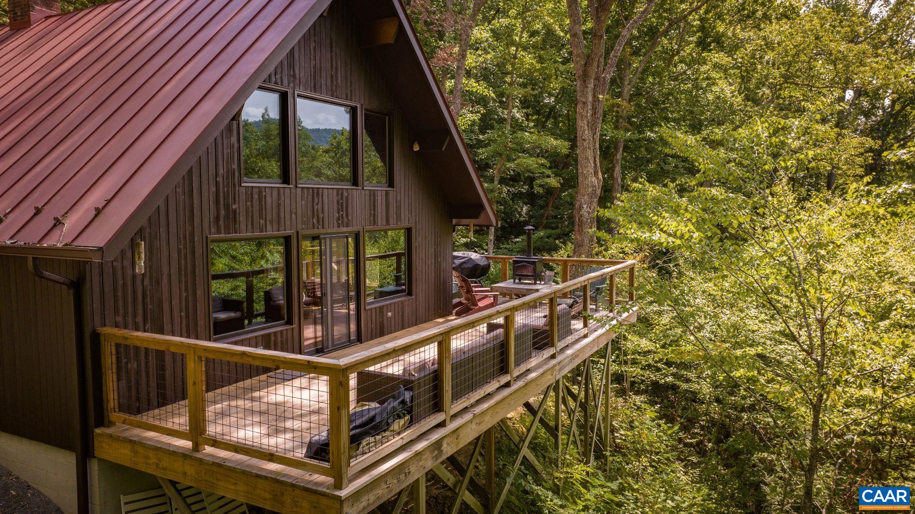 4496 Weakley Hollow Road Syria, VA 22743 - Photo 3 of 37 a view of balcony with furniture