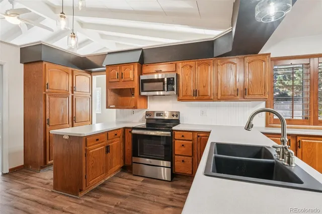 $872,900 | 11589 West 39th Avenue, Wheat Ridge, CO 80033