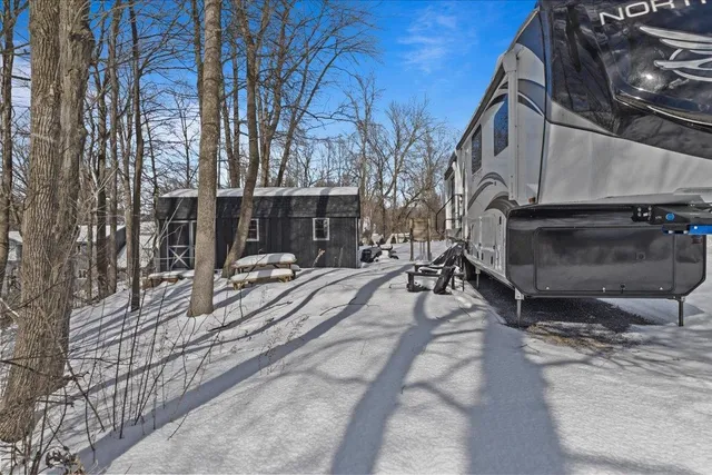 $299,900 | 364 Delong Lane, Shoreham, VT 05770