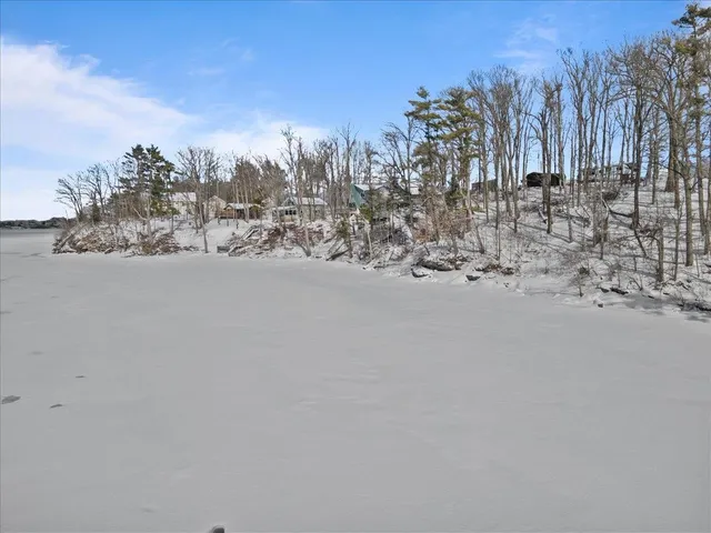 $299,900 | 364 Delong Lane, Shoreham, VT 05770