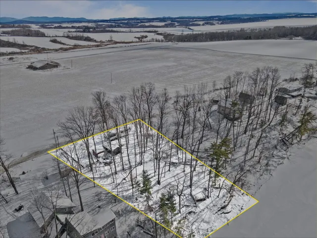 $299,900 | 364 Delong Lane, Shoreham, VT 05770