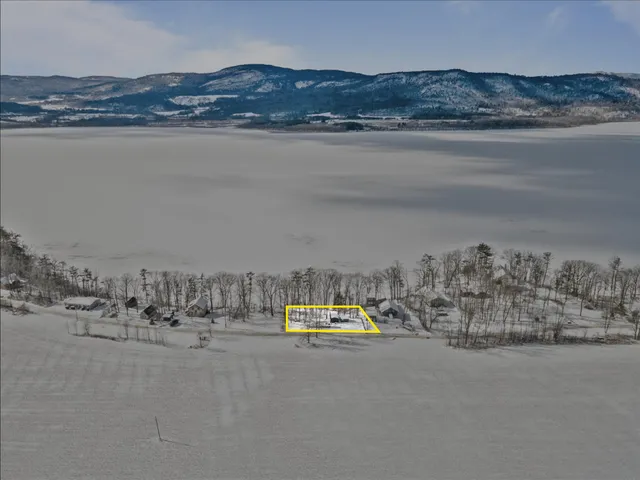 $299,900 | 364 Delong Lane, Shoreham, VT 05770