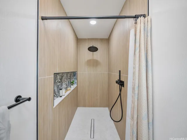 $1,529,000 | 98-1743 Ulu Street, Aiea, HI 96701