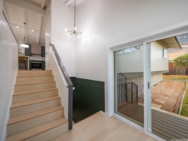 $1,529,000 | 98-1743 Ulu Street, Aiea, HI 96701