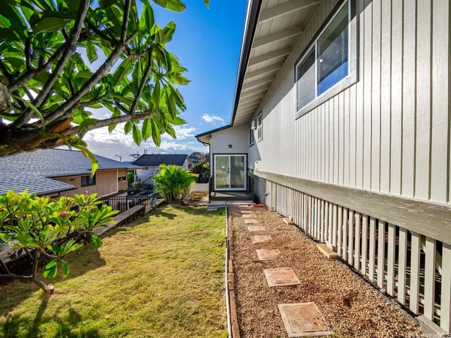 $1,529,000 | 98-1743 Ulu Street, Aiea, HI 96701