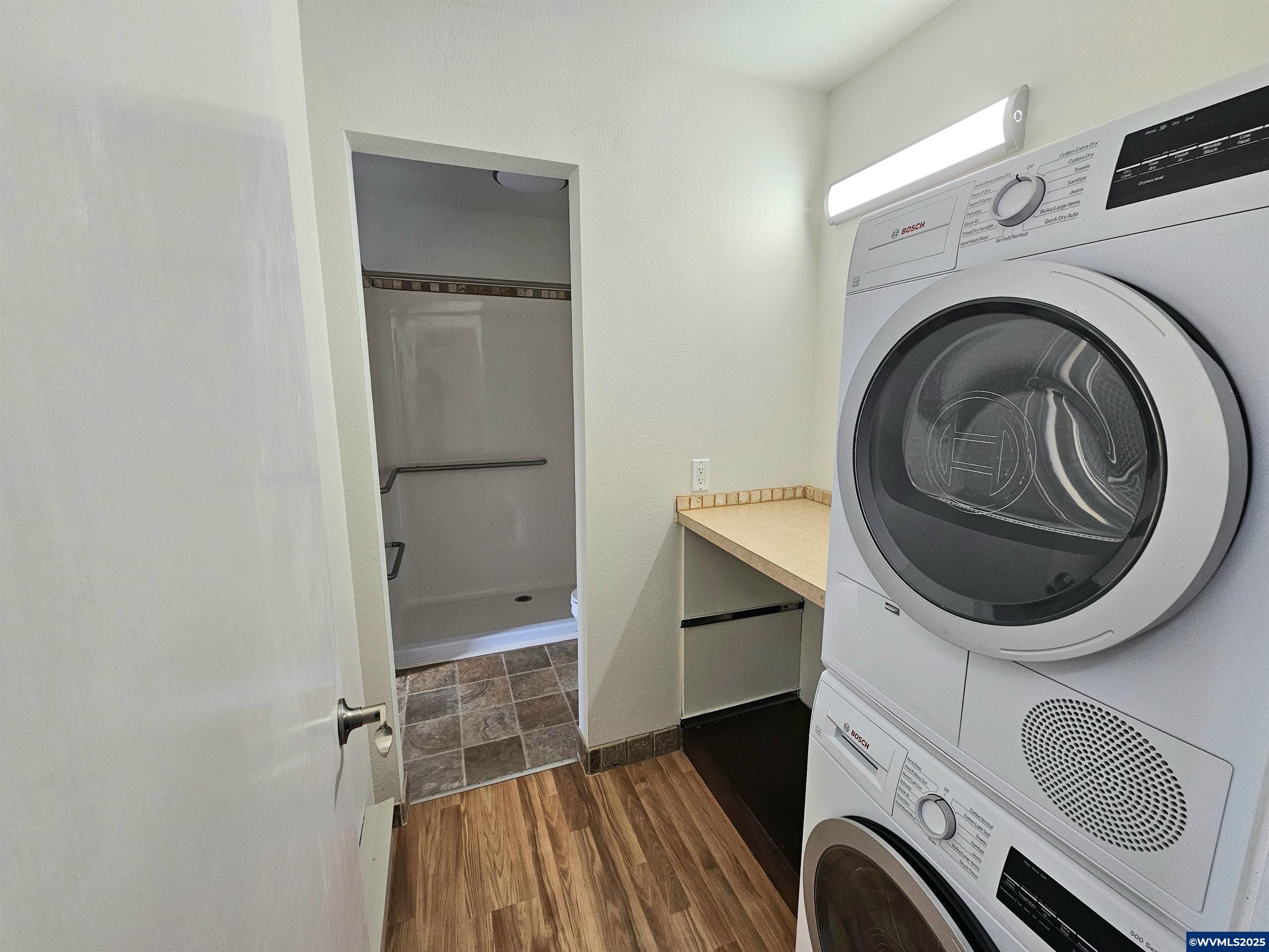 950 Evergreen Road, Unit 207 Woodburn, OR 97071 - Photo 10 of 33