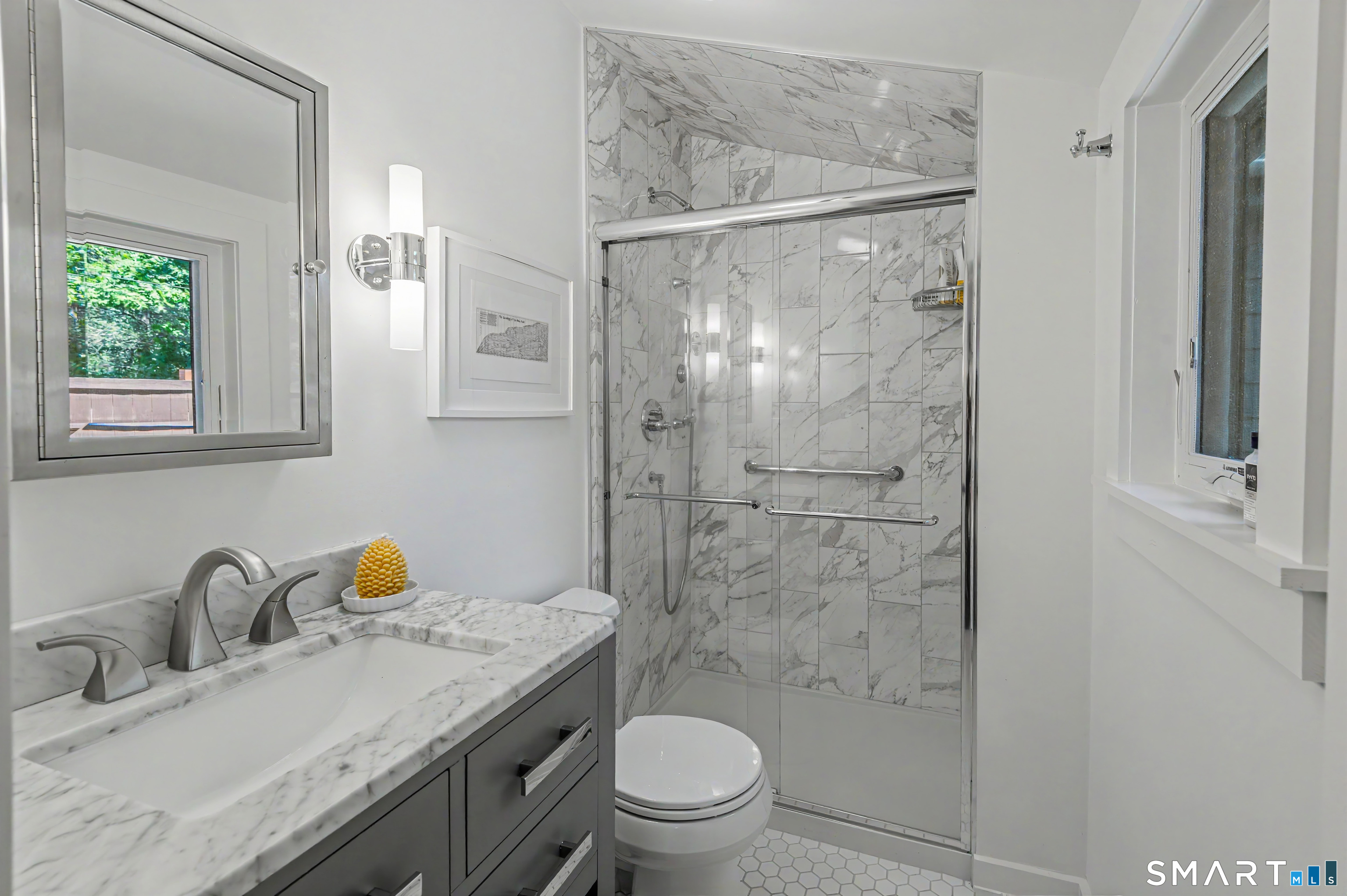 112 West Lake Road, Unit 112 Woodbury, CT 06798 - Photo 23 of 37