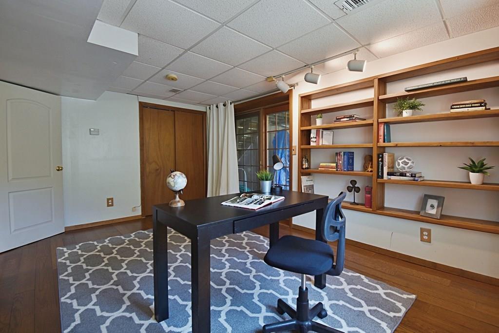 45 Ledgewood Road Framingham, MA 01701 - Photo 20 of 40 Gallery Image 20