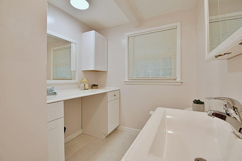 45 Ledgewood Road Framingham, MA 01701 - Photo 34 of 40 Gallery Image 34