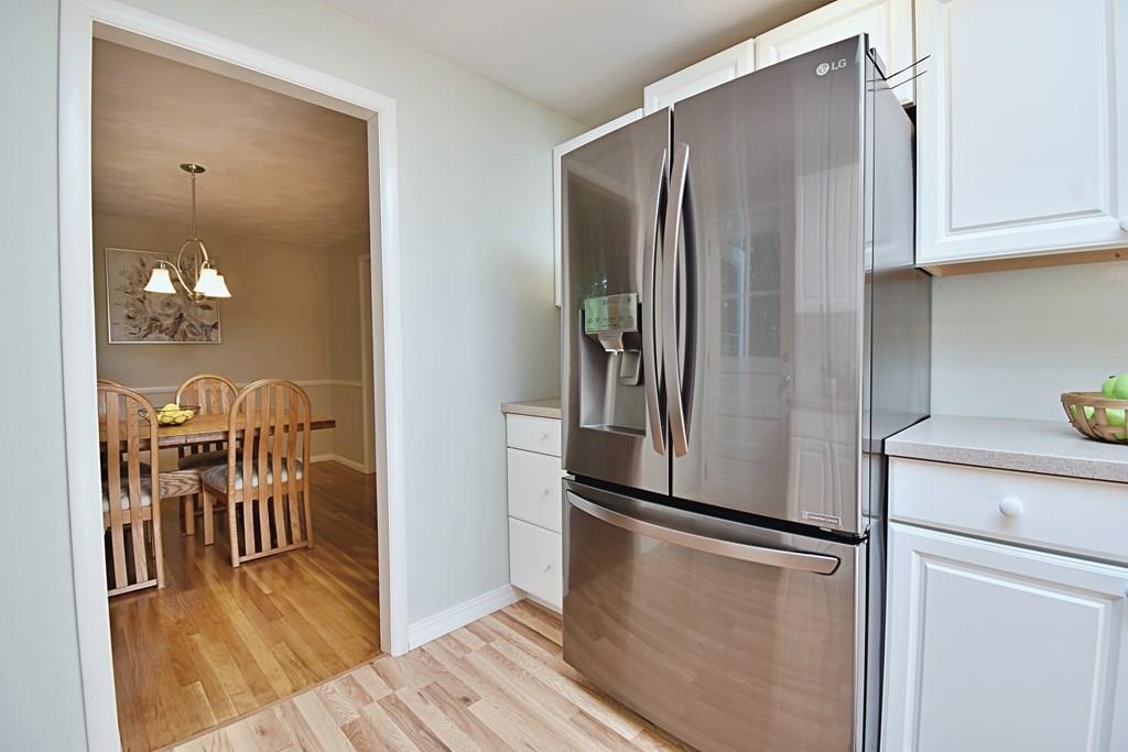 45 Ledgewood Road Framingham, MA 01701 - Photo 8 of 40 Gallery Image 8