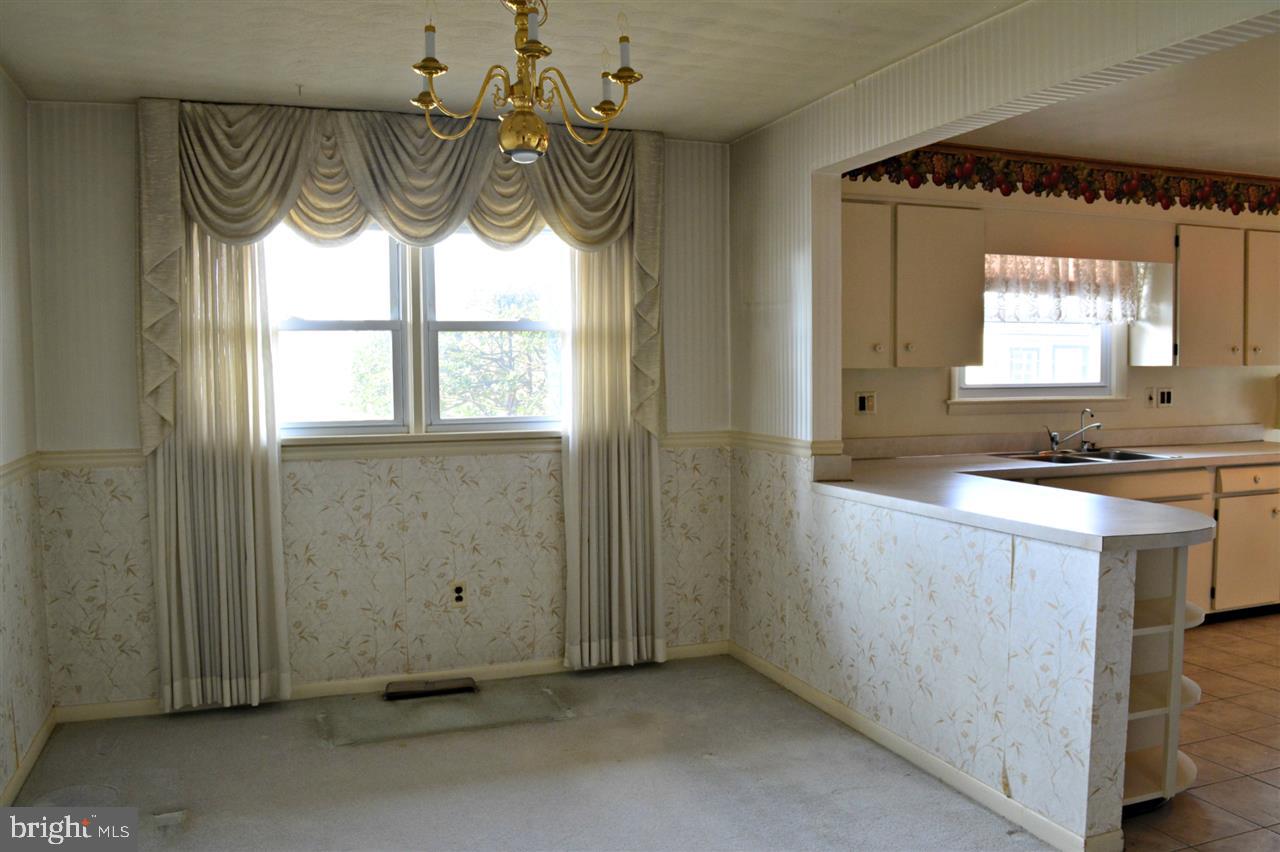 240 Melvale Road Dallastown, PA 17313 - Photo 8 of 19 Gallery Image 8