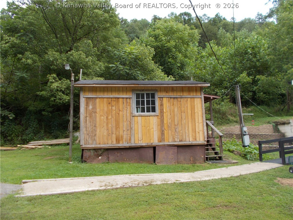 6164 Heizer Creek Road Poca, WV 25159 - Photo 15 of 26 Gallery Image 15