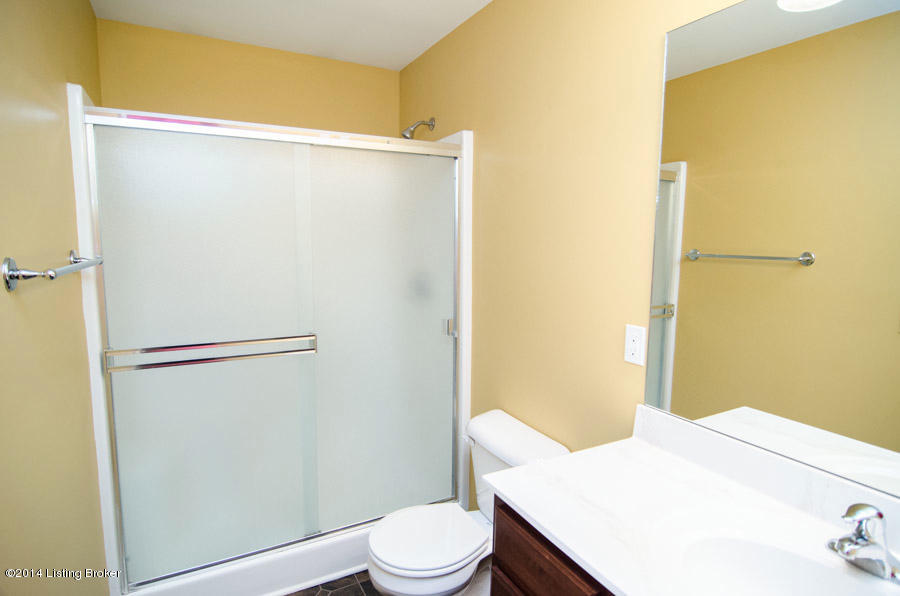 6447 Renate Road Louisville, KY 40291 - Photo 25 of 39 Beautiful master bathroom