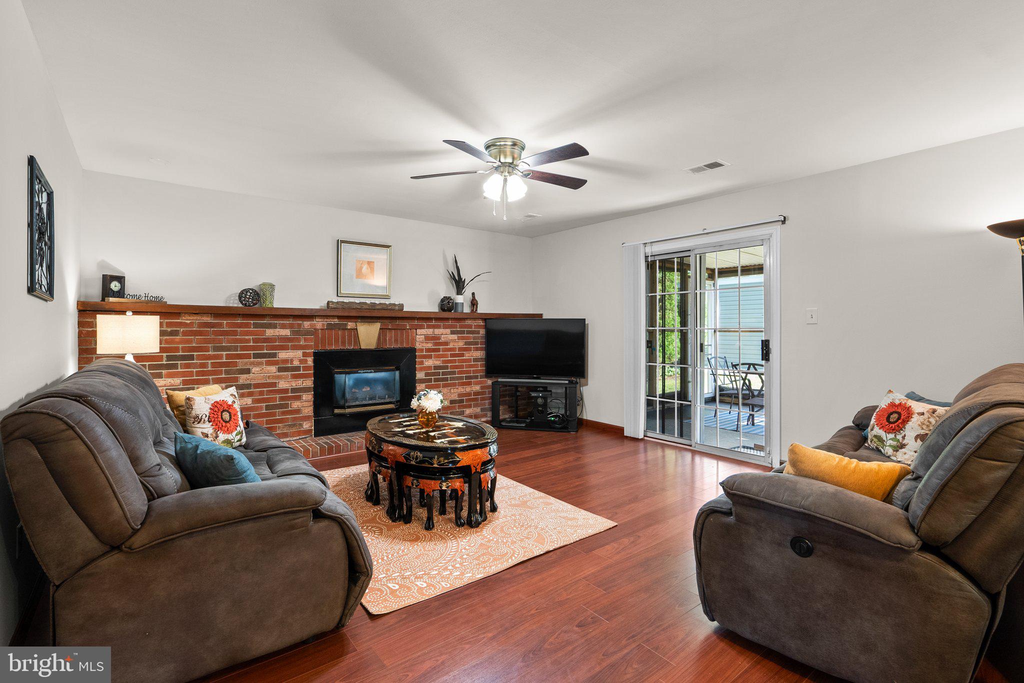 7001 Good Luck Road New Carrollton, MD 20784 - Photo 13 of 41 Family room