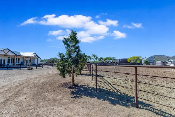 $2,225,000 | 37522 7th Avenue, Phoenix, AZ 85086