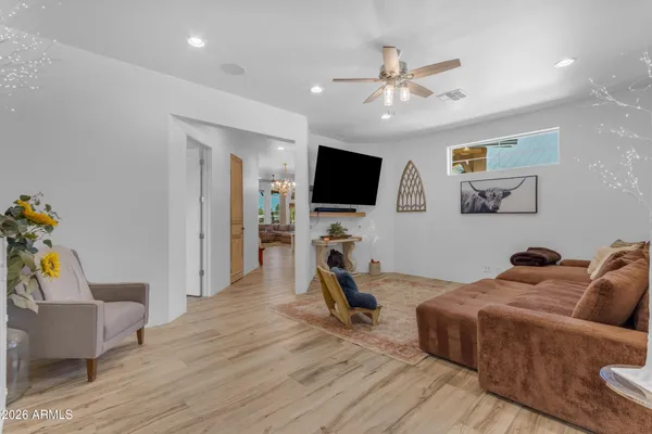 $2,275,000 | 37522 7th Avenue, Phoenix, AZ 85086