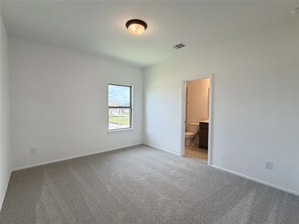 $2,600 | 10702 Ursa Street, Richmond, TX 77469