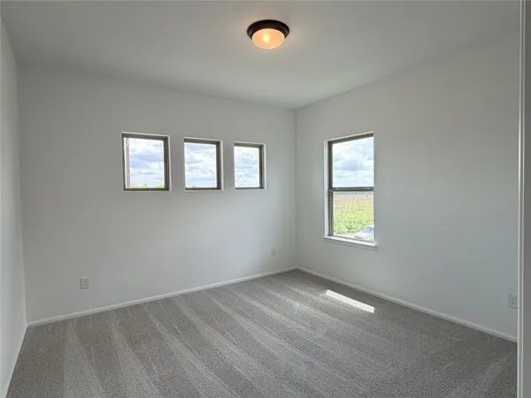 $2,600 | 10702 Ursa Street, Richmond, TX 77469