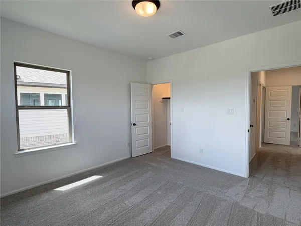 $2,600 | 10702 Ursa Street, Richmond, TX 77469