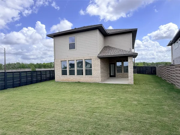 $2,600 | 10702 Ursa Street, Richmond, TX 77469