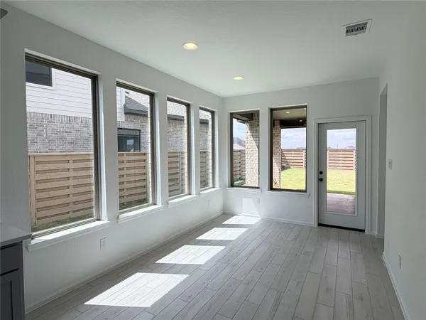 $2,600 | 10702 Ursa Street, Richmond, TX 77469