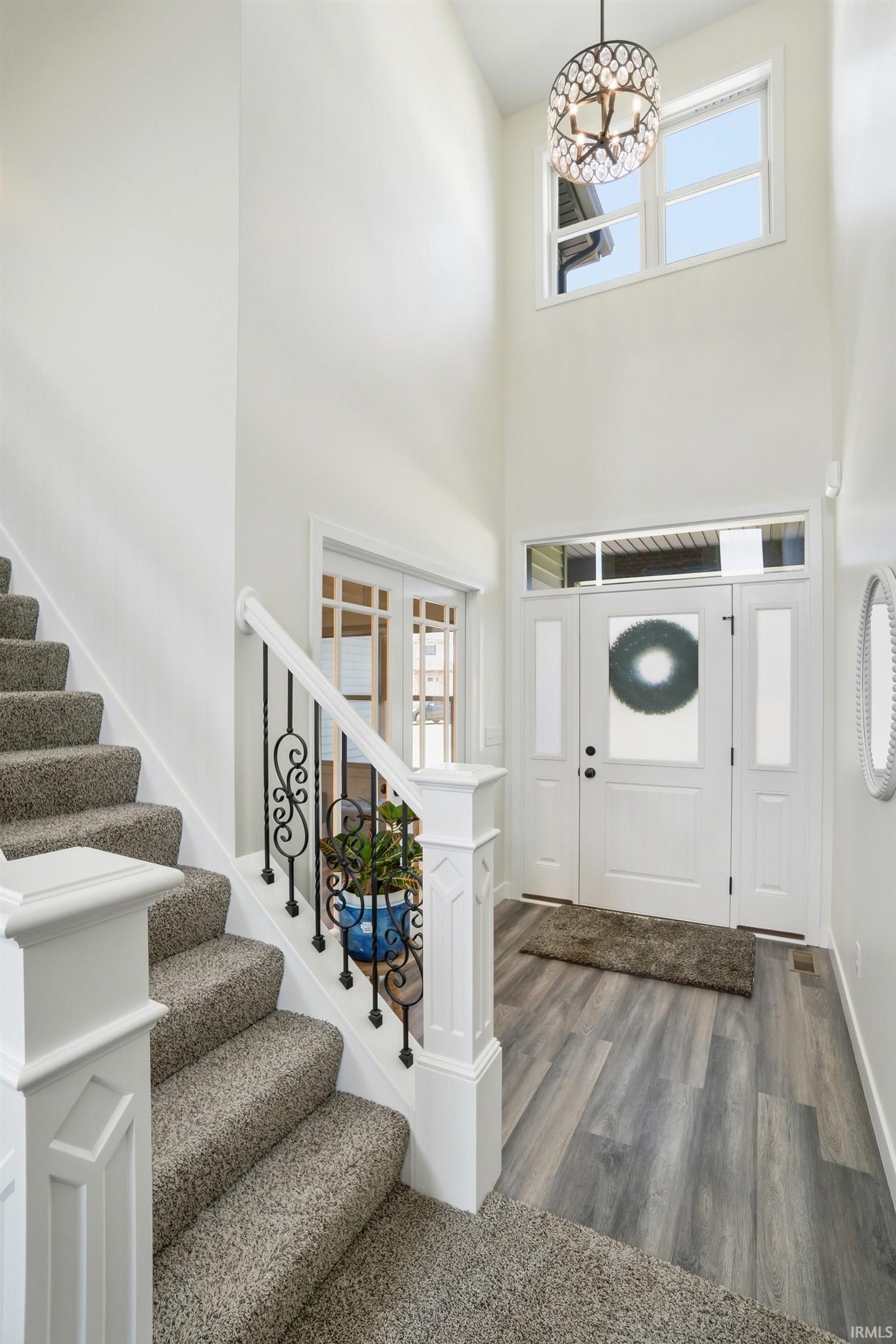17650 Seahawk Lane Huntertown, IN 46748 - Photo 8 of 50