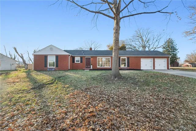 $310,000 | 3804 Appleton Avenue, Independence, MO 64052