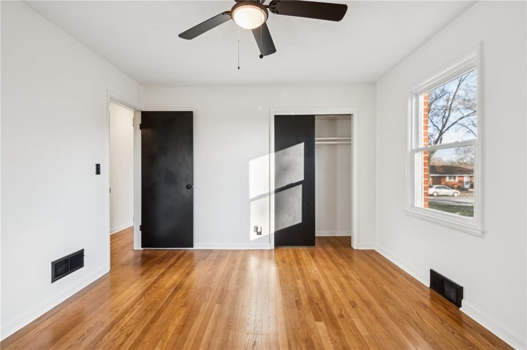 3804 Appleton Avenue Independence, MO 64052 - Photo 13 of 30