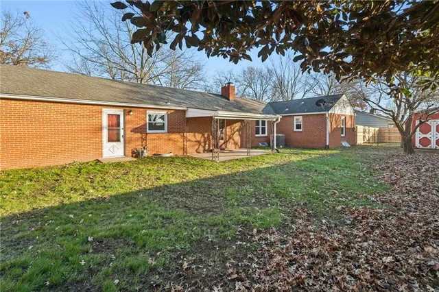 $310,000 | 3804 Appleton Avenue, Independence, MO 64052