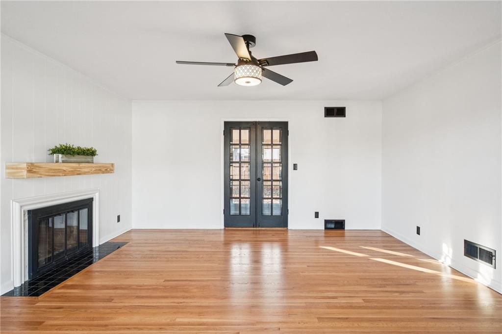 3804 Appleton Avenue Independence, MO 64052 - Photo 5 of 30