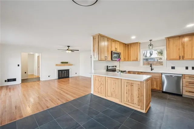 $310,000 | 3804 Appleton Avenue, Independence, MO 64052