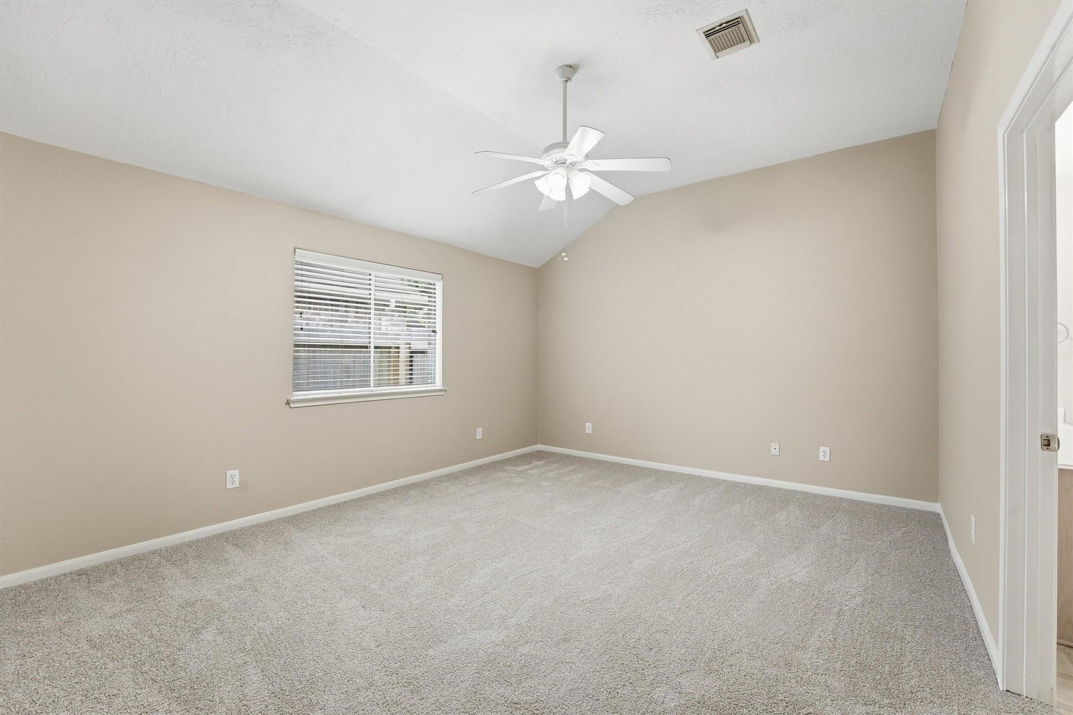 21543 Forest Colony Drive Porter, TX 77365 - Photo 12 of 32 Formal dining