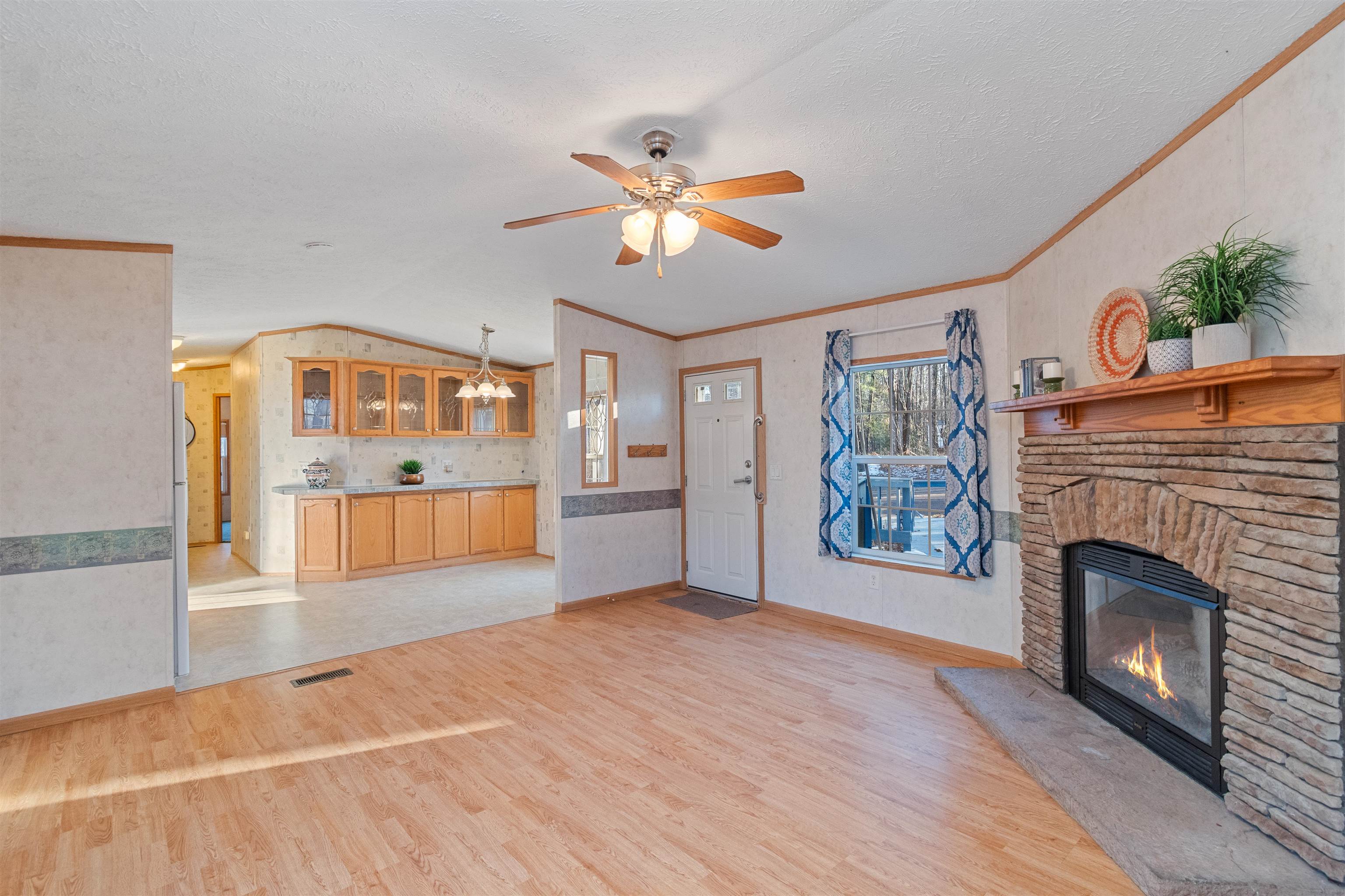 317 Wedgewood Road, Unit 29 Colchester, VT 05446 - Photo 3 of 33 Gallery Image 3