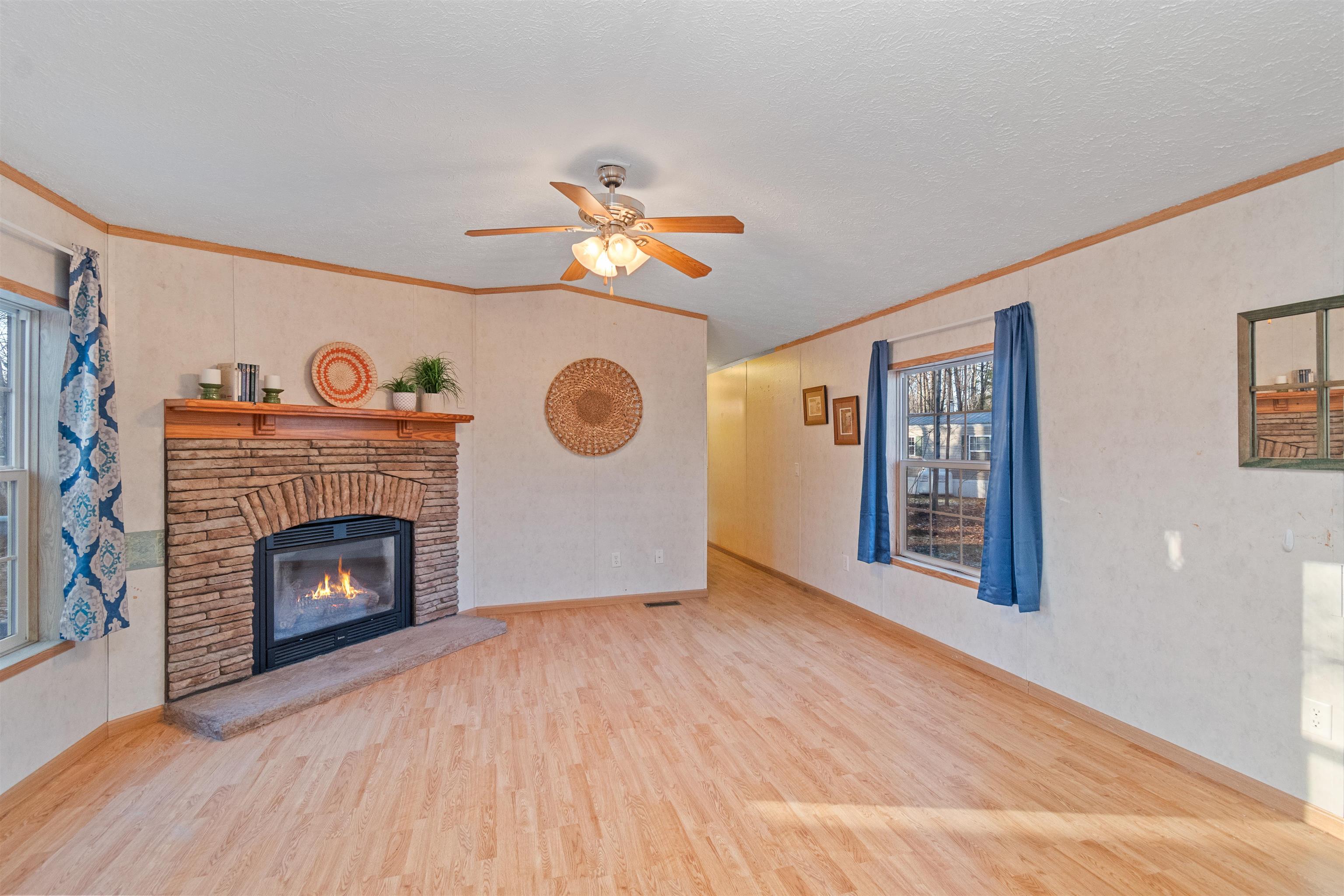 317 Wedgewood Road, Unit 29 Colchester, VT 05446 - Photo 6 of 33 Gallery Image 6