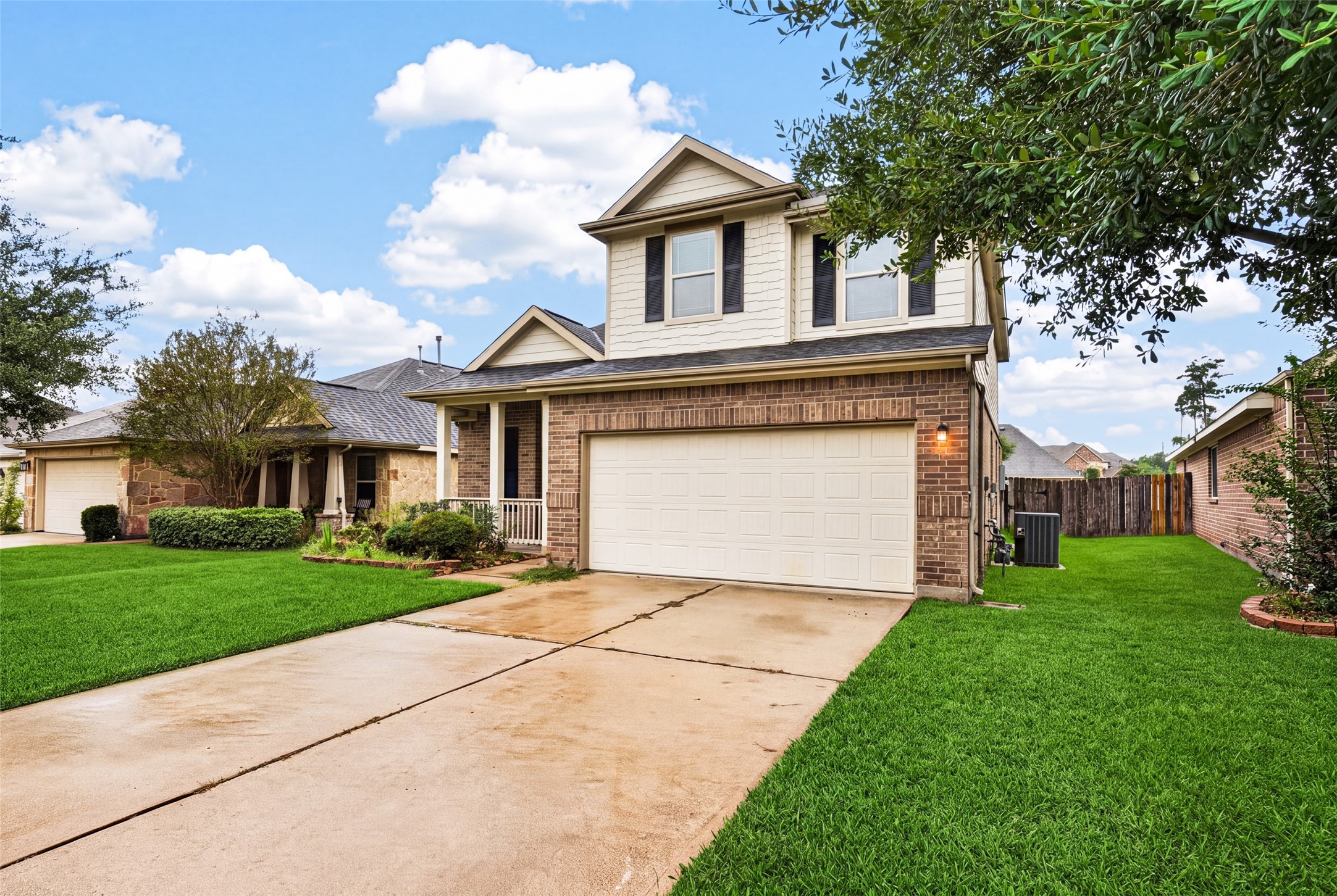 19023 Pinewood Point Lane Tomball, TX 77377 - Photo 3 of 44 Gallery Image 3