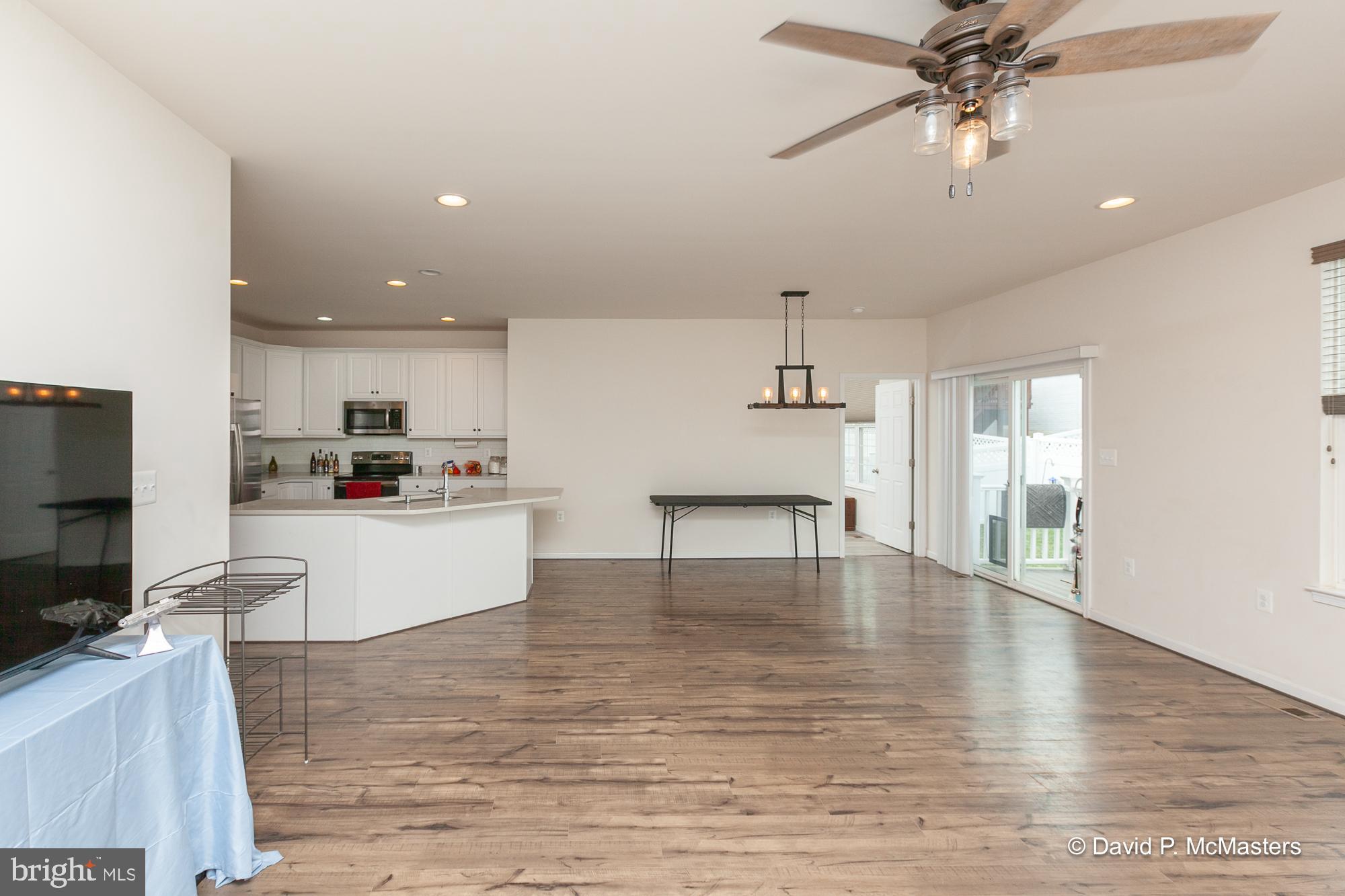 167 Sparkling Brook Road Ranson, WV 25438 - Photo 46 of 71 Kitchen\Dining Rm