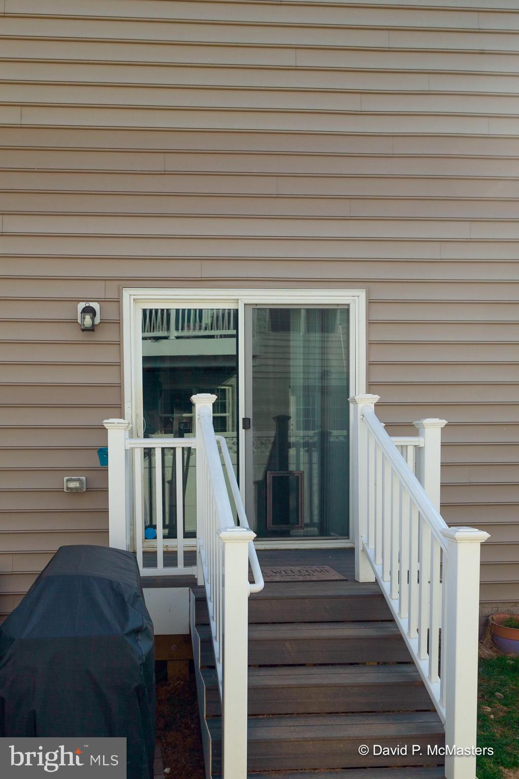 167 Sparkling Brook Road Ranson, WV 25438 - Photo 10 of 71