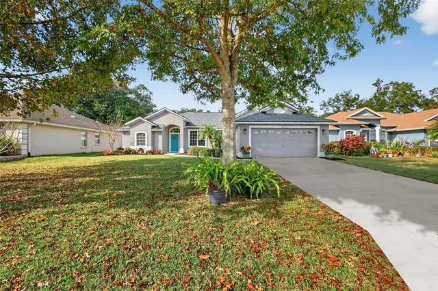 front view of house with a yard