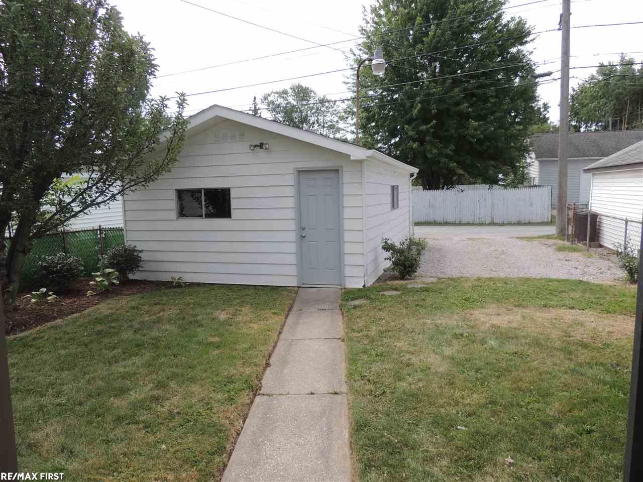 375 Cass Mount Mount Clemens, MI 48043 - Photo 20 of 26