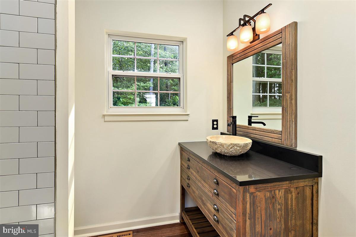 12204 Snug Harbor Road Berlin, MD 21811 - Photo 27 of 60 Gallery Image 27