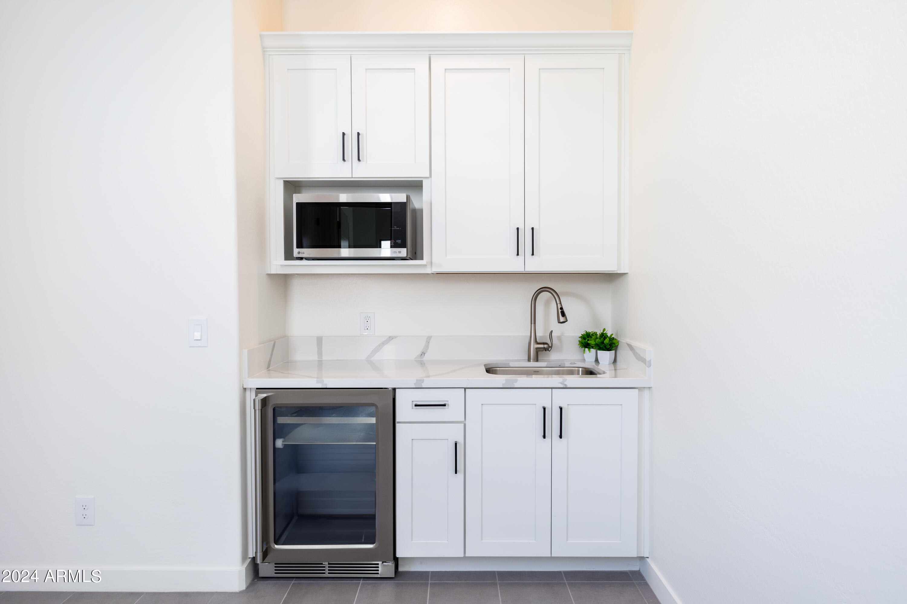 14407 North 75th Drive Peoria, AZ 85381 - Photo 24 of 41 14407 N 75th Dr # 12-32